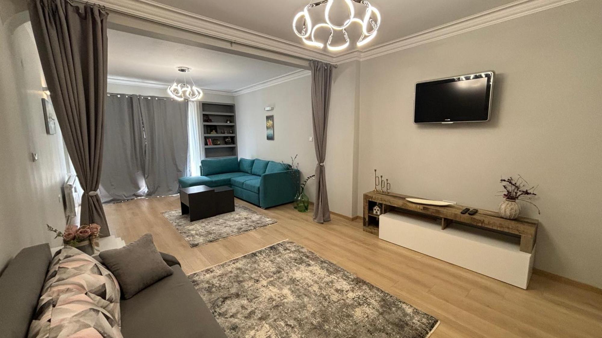 Garden View Center Apartment Sofia